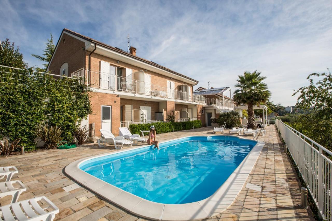 Holiday Residence Belohorizonte มาเชราตา ภายนอก รูปภาพ