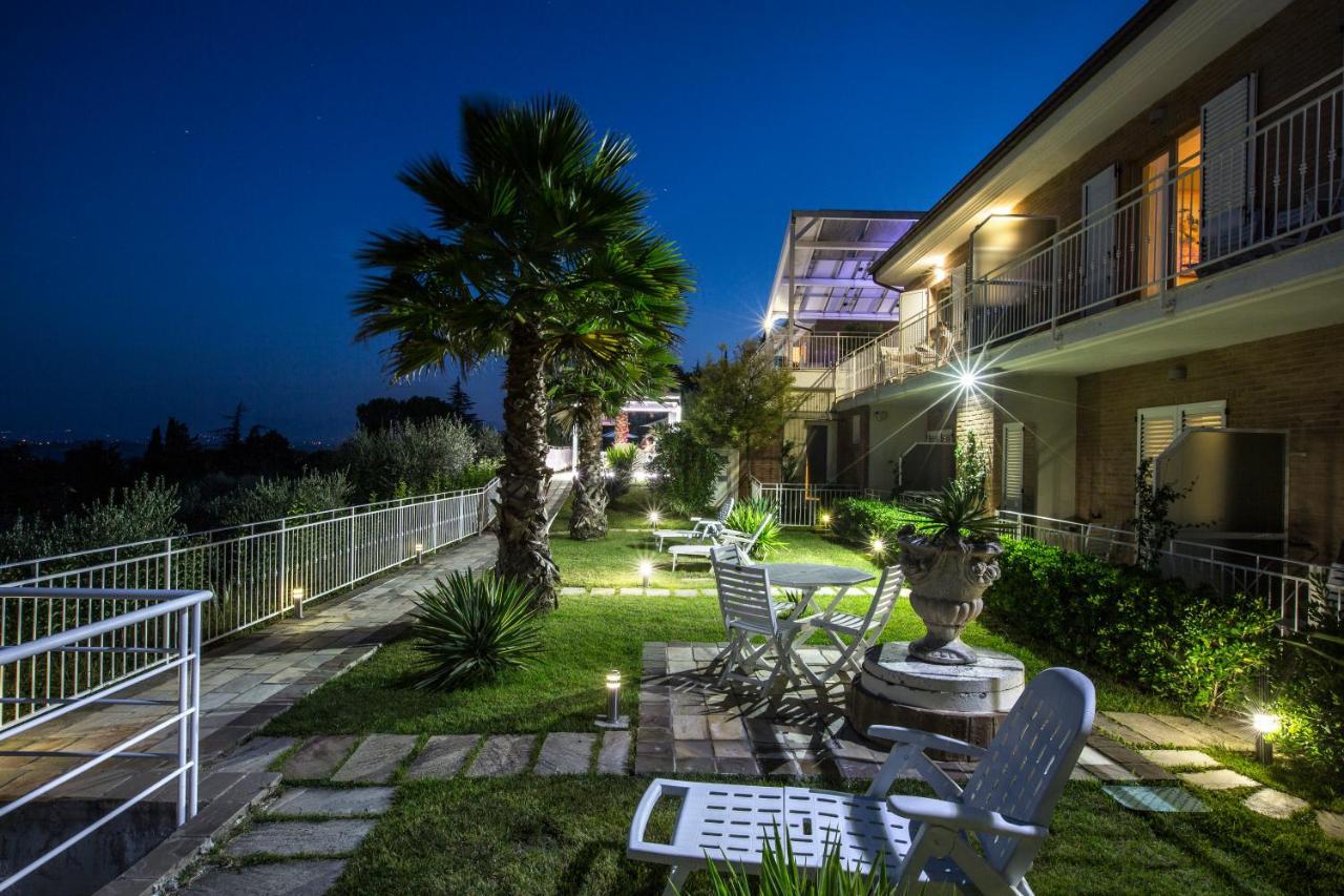 Holiday Residence Belohorizonte มาเชราตา ภายนอก รูปภาพ