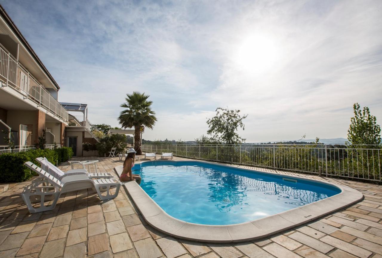 Holiday Residence Belohorizonte มาเชราตา ภายนอก รูปภาพ